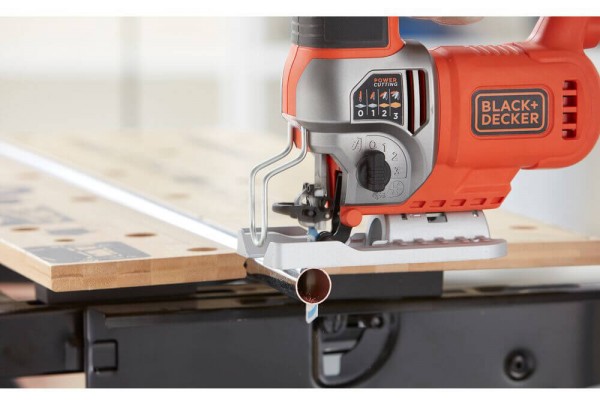 Пила лобзиковая мережева BLACK+DECKER BES610