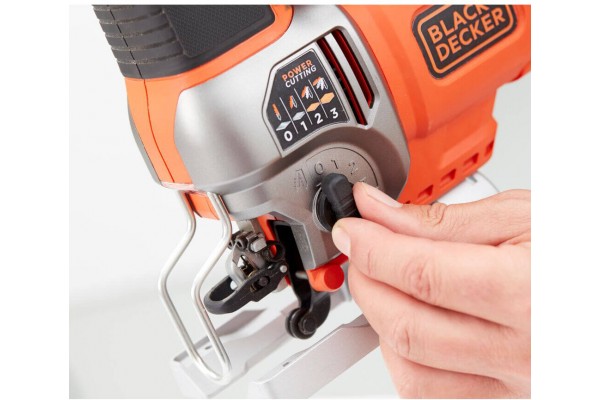 Пила лобзиковая мережева BLACK+DECKER BES610