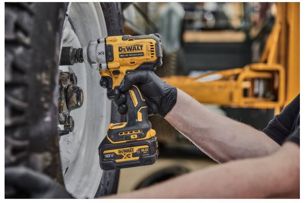 Гайковерт ударний акумуляторний безщітковий DeWALT DCF891P2G