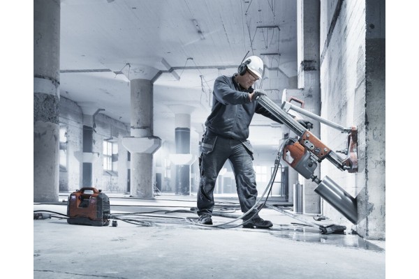 Установка алмазного буріння Husqvarna зі стійкою DMS 240