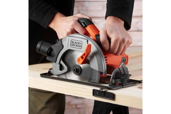 Пила дискова мережева BLACK+DECKER CS1550