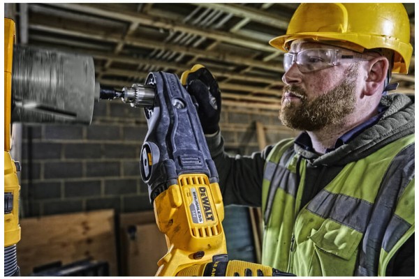 Дриль акумуляторний безщітковий DeWALT DCD470N