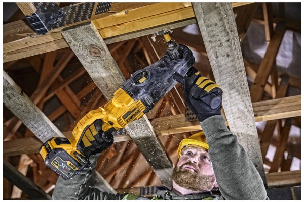 Дриль акумуляторний безщітковий DeWALT DCD470N