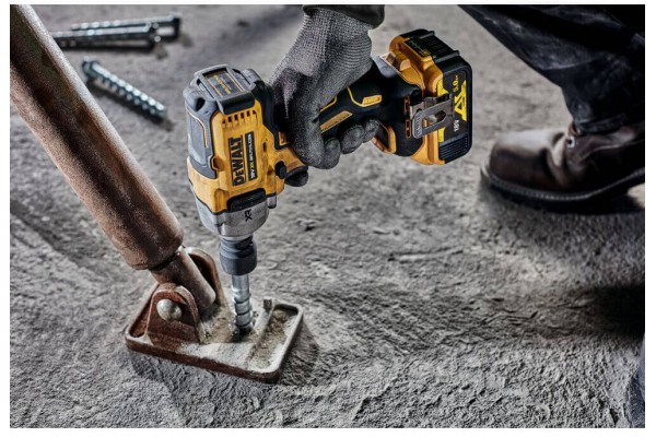 Гайковерт ударний акумуляторний безщітковий DeWALT DCF892NT