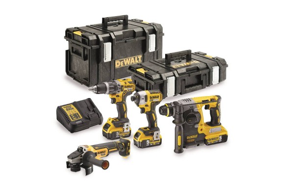 Набір з чотирьох інструментів безщіткових DeWALT DCK422P3