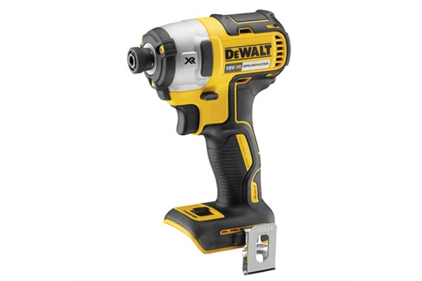 Набір з шести інструментів безщіткових DeWALT DCK623P3