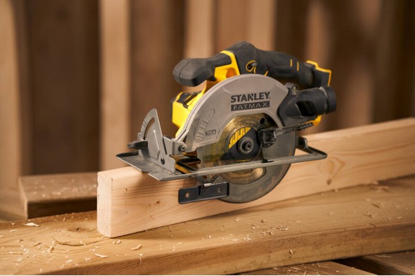 Пила циркулярна акумуляторна STANLEY FATMAX SFMCS500B