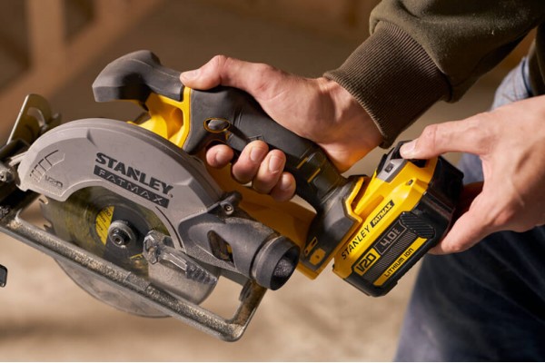 Пила циркулярна акумуляторна STANLEY FATMAX SFMCS500B