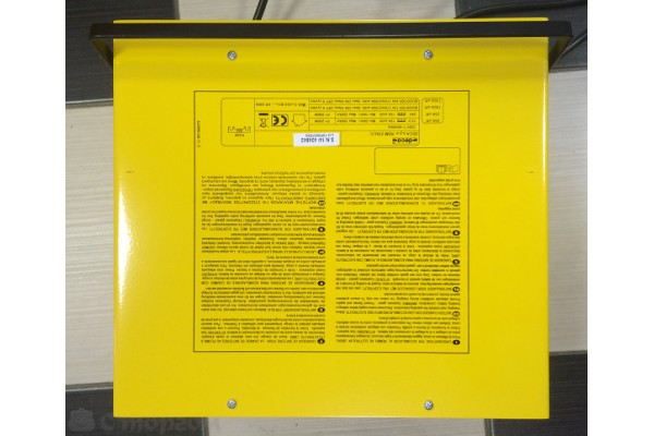 Пуско-зарядний пристрій Deca Class Booster 220A