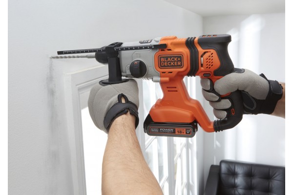 Перфоратор акумуляторний BLACK+DECKER BCD900D1S