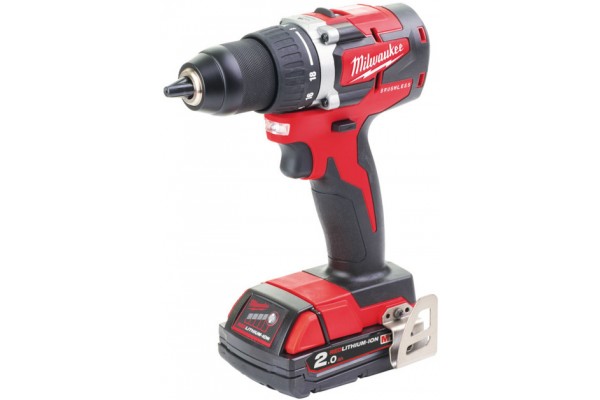 Акумуляторна дриль-шурупокрут Milwaukee M18 CBLDD-202C (4933464317)