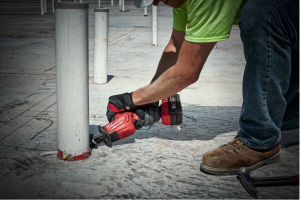 Акумуляторна шабельна пила Milwaukee M18 FHZ-502X (4933459885)