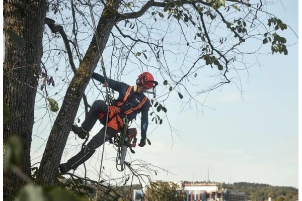 Акумуляторна ланцюгова пилка Husqvarna T535iXP (9707164-12) (без АКБ та ЗП)