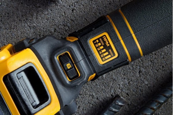 Шліфмашина кутова - болгарка акумуляторна безщіткова DeWALT DCG409VSNT