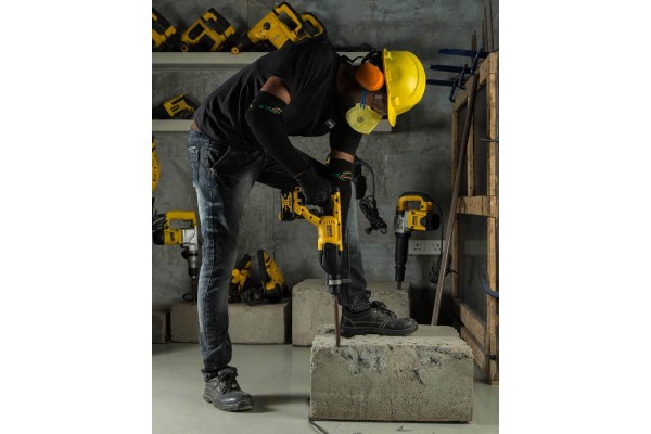 Перфоратор акумуляторний безщітковий SDS-Plus DeWALT DCH133M1