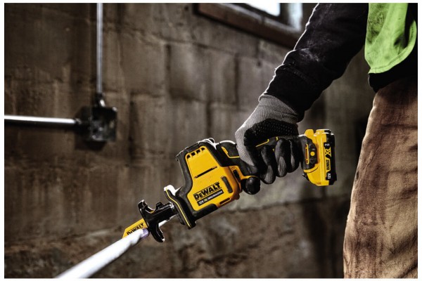 Пила шабельна акумуляторна безщіткова DeWALT DCS312NT