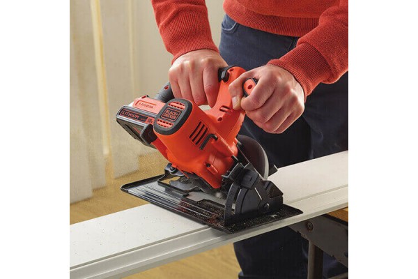 Пила дискова акумуляторна BLACK+DECKER BDCCS18