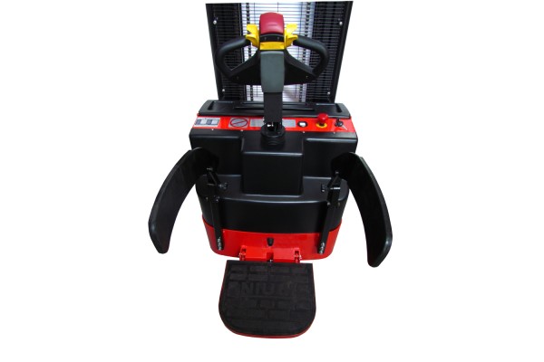 Штабелер електричний Vulkan CTQN 15/40 1500 кг, 4 м