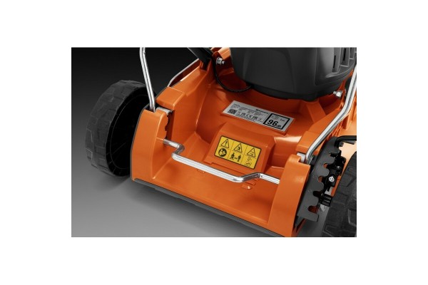 Акумуляторна газонокосарка Husqvarna LB 144i KIT (9706482-02)