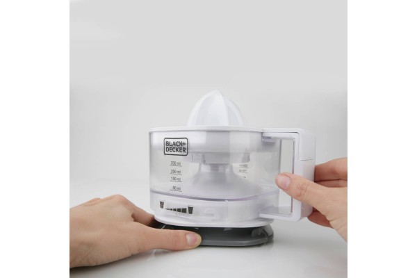 Соковижималка BLACK+DECKER BXCJ25E