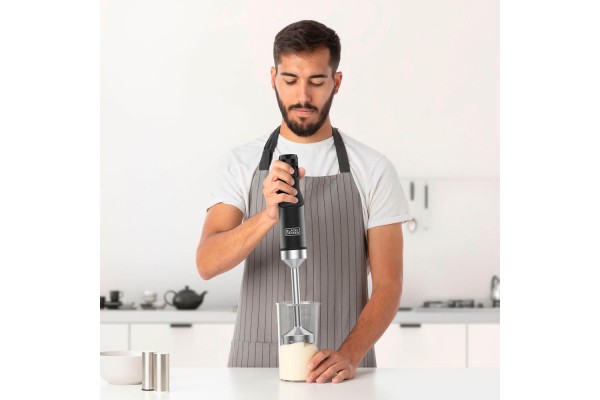 Ручний блендер BLACK+DECKER BXHB1501E