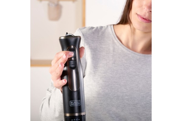 Ручний блендер BLACK+DECKER BXHB800E