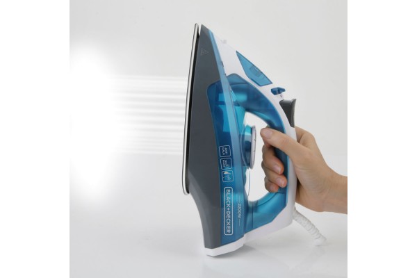 Праска BLACK+DECKER BXIR2200E