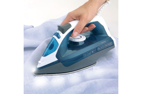 Праска BLACK+DECKER BXIR2200E