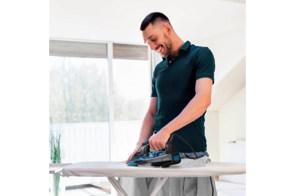 Праска BLACK+DECKER BXIR2606E
