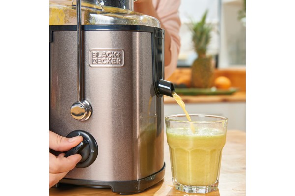 Соковижималка BLACK+DECKER BXJE600E