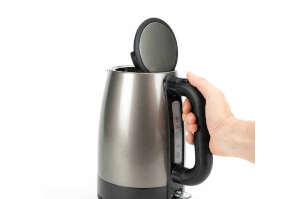 Електрочайник BLACK+DECKER BXKE2201E