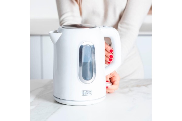 Електрочайник BLACK+DECKER BXKE2204E