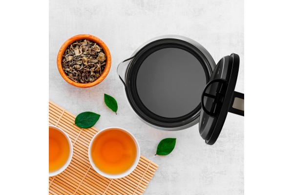 Електрочайник BLACK+DECKER BXKE2206E