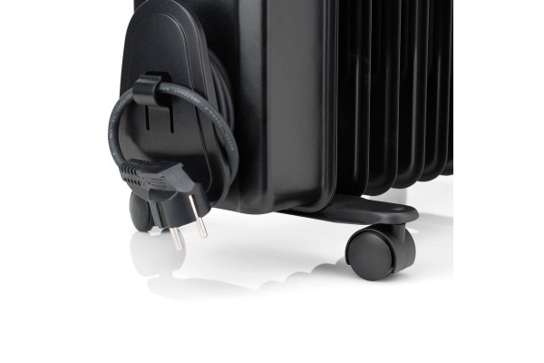 Масляний обігрівач BLACK+DECKER BXRA1500E