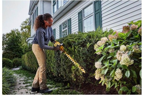 Кущоріз акумуляторний безщітковий DeWALT DCMHT573X1