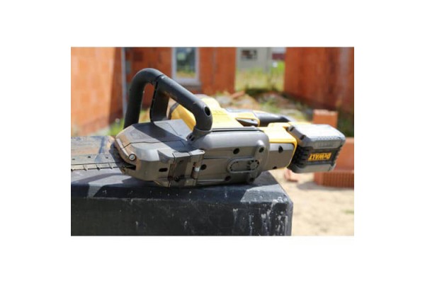 Пила ALLIGATOR акумуляторна безщіткова DeWALT DCS398T2