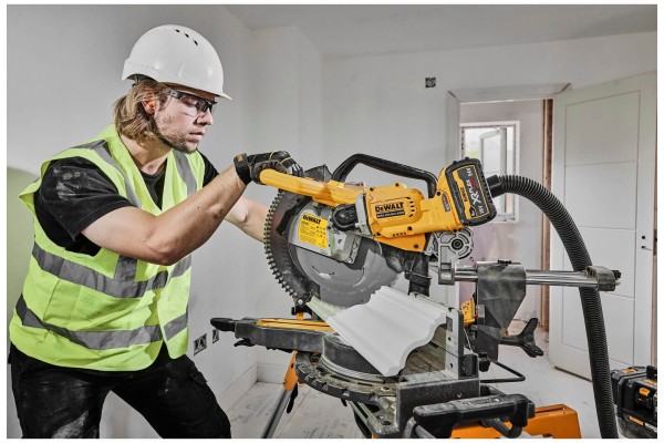 Пилка торцювальна акумуляторна безщіткова DeWALT DCS781N