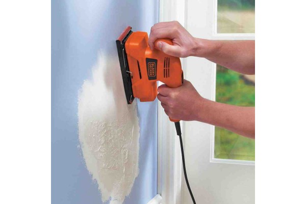 Шліфмашина вібраційна мережева BLACK+DECKER KA300