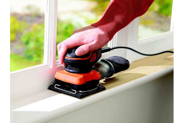 Шліфмашина вібраційна мережева BLACK+DECKER KA450