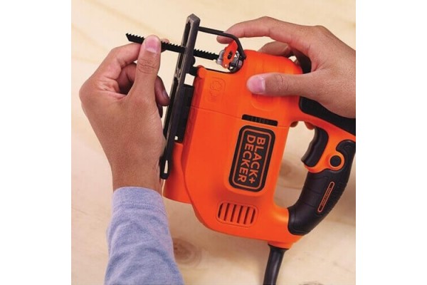Пила лобзикова мережева BLACK+DECKER KS701E