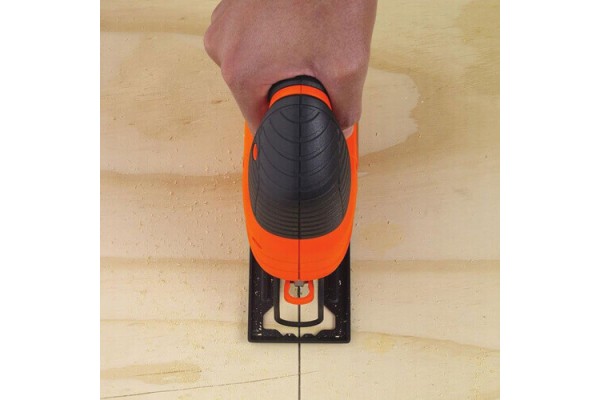 Пила лобзикова мережева BLACK+DECKER KS701E