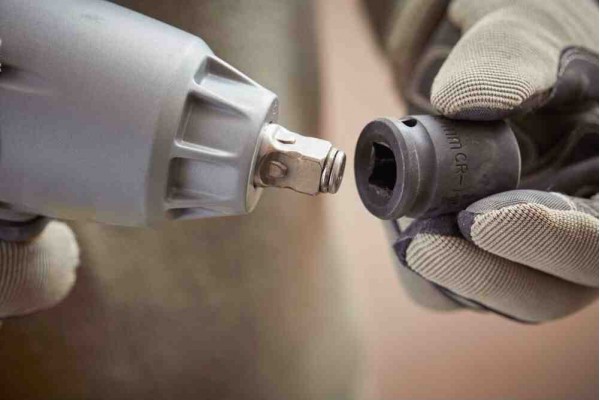 Гайковерт ударний акумуляторний STANLEY FATMAX SFMCF900B
