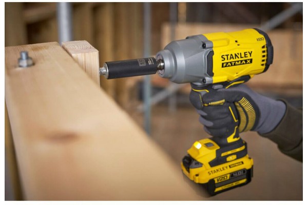 Гайковерт ударний акумуляторний STANLEY FATMAX SFMCF940M1