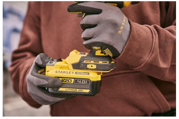 Гайковерт ударний акумуляторний STANLEY FATMAX SFMCF940M1