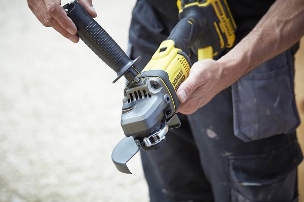 Набір акумуляторних інструментів STANLEY FATMAX SFMCK469M2