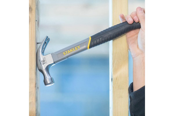 Молоток Fiberglass з вагою головки 450 г, з загнутим цвяходером STANLEY STHT0-51309