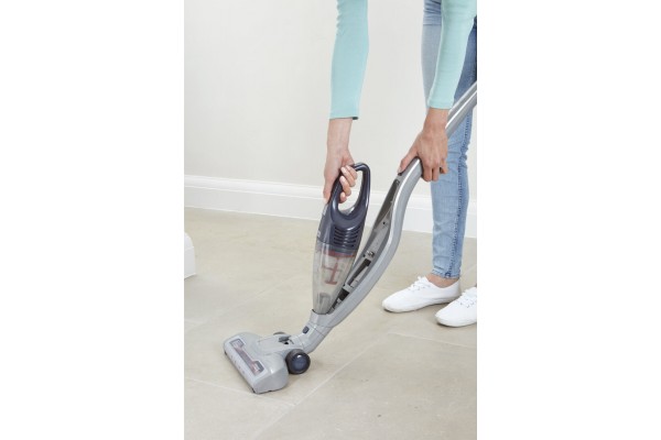 Пилосос акумуляторний (електровіник) BLACK+DECKER SVB520JW