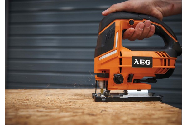 Лобзик мережевий AEG 700 Вт 100 мм (4935451000)