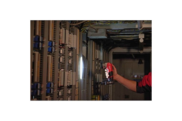 Акумуляторний ліхтар MILWAUKEE M12 TLED-0 4932430360