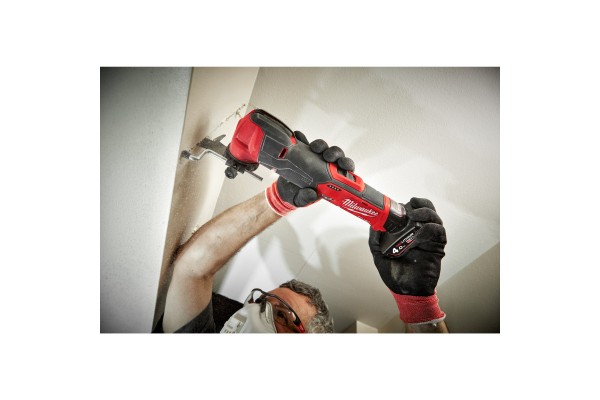 Акумуляторний компактний багатофункціональний інструмент (реноватор) MILWAUKEE M12 FUEL FMT-422X, (+